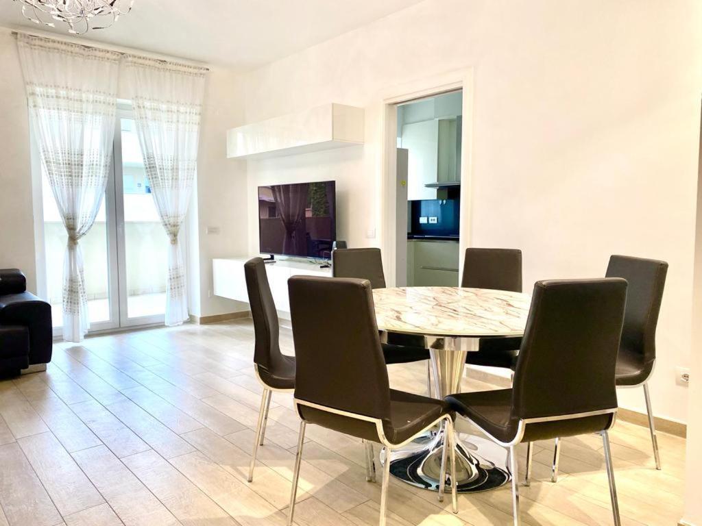 Mpm - Belinzaghi 5 6 Pax Apartment Milano Exterior foto