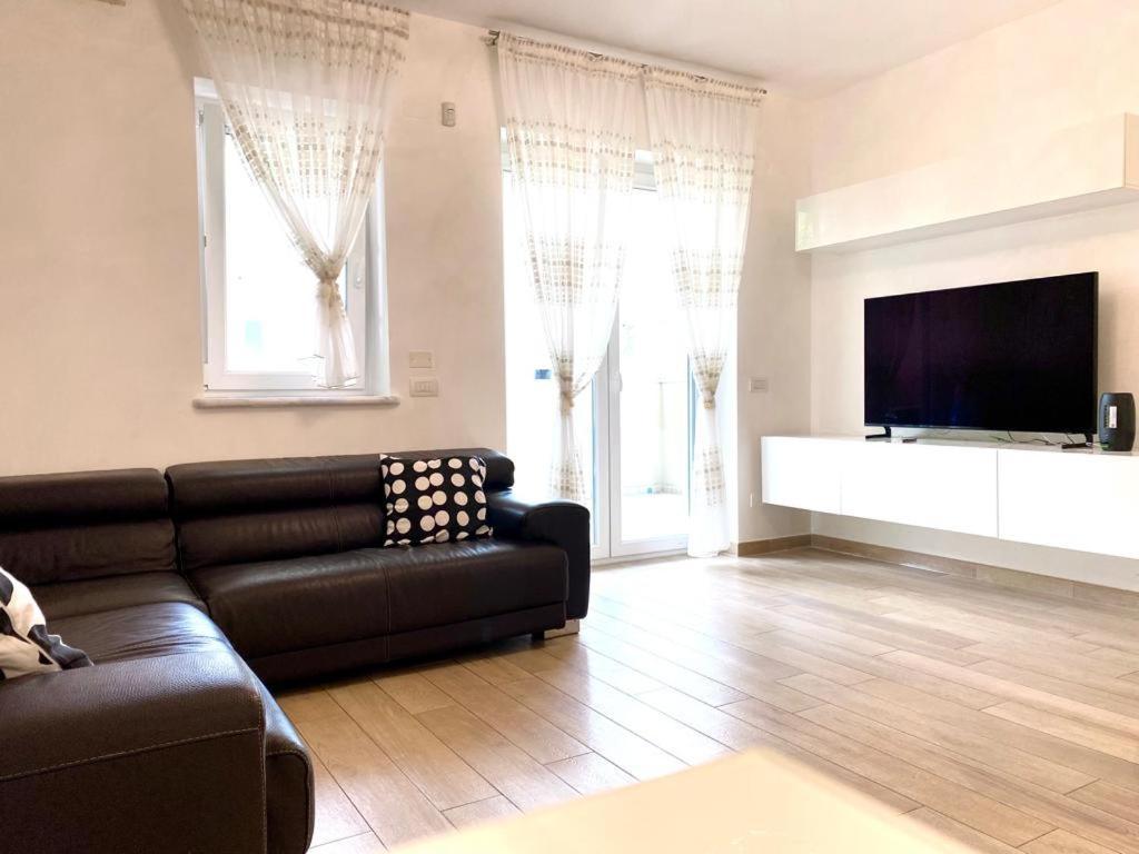 Mpm - Belinzaghi 5 6 Pax Apartment Milano Exterior foto