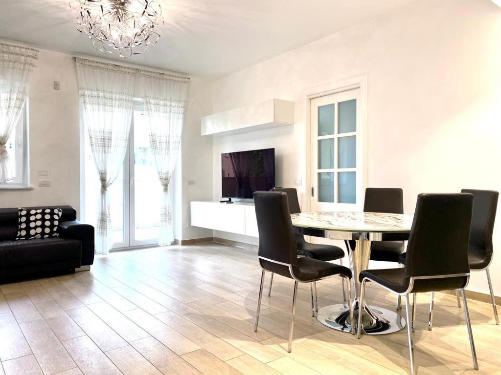 Mpm - Belinzaghi 5 6 Pax Apartment Milano Exterior foto